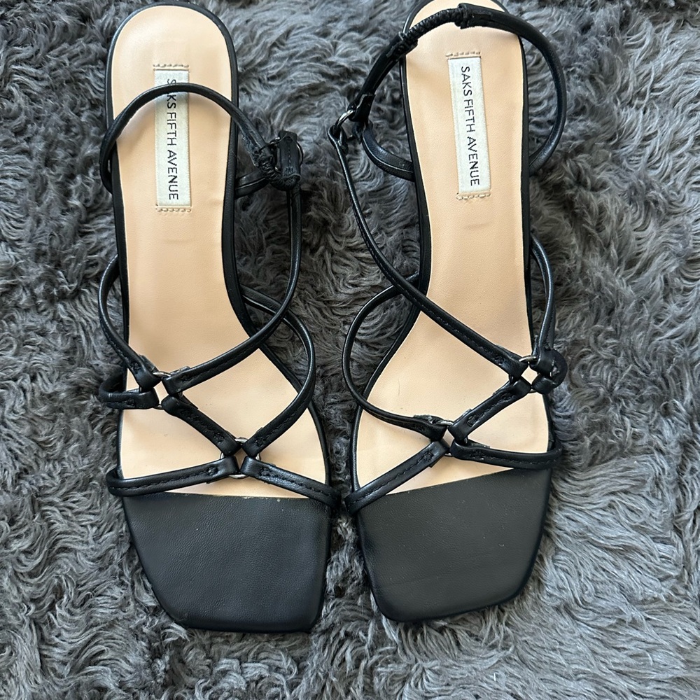 Saks Fifth Avenue Black Knotted Strappy Square-Toe Sandals